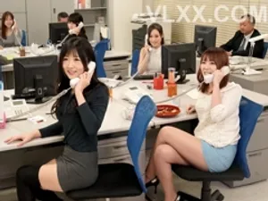 Em của nhân tình hấp dẫn và hứa sẽ cho tôi xuất vào trong