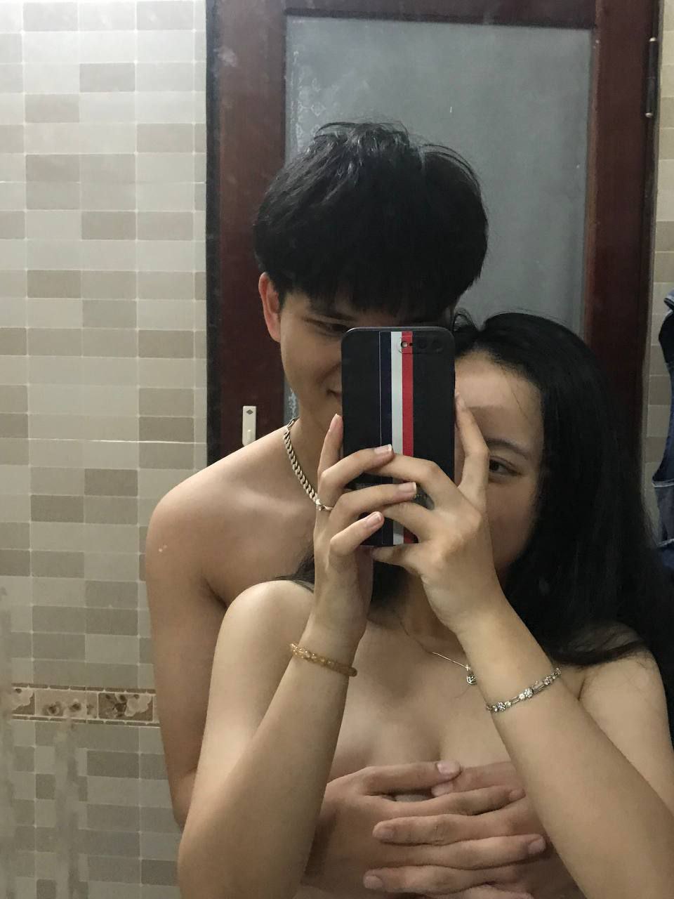 Chú lấy trộm quần lót cháu gái bị phát hiện và cái kết