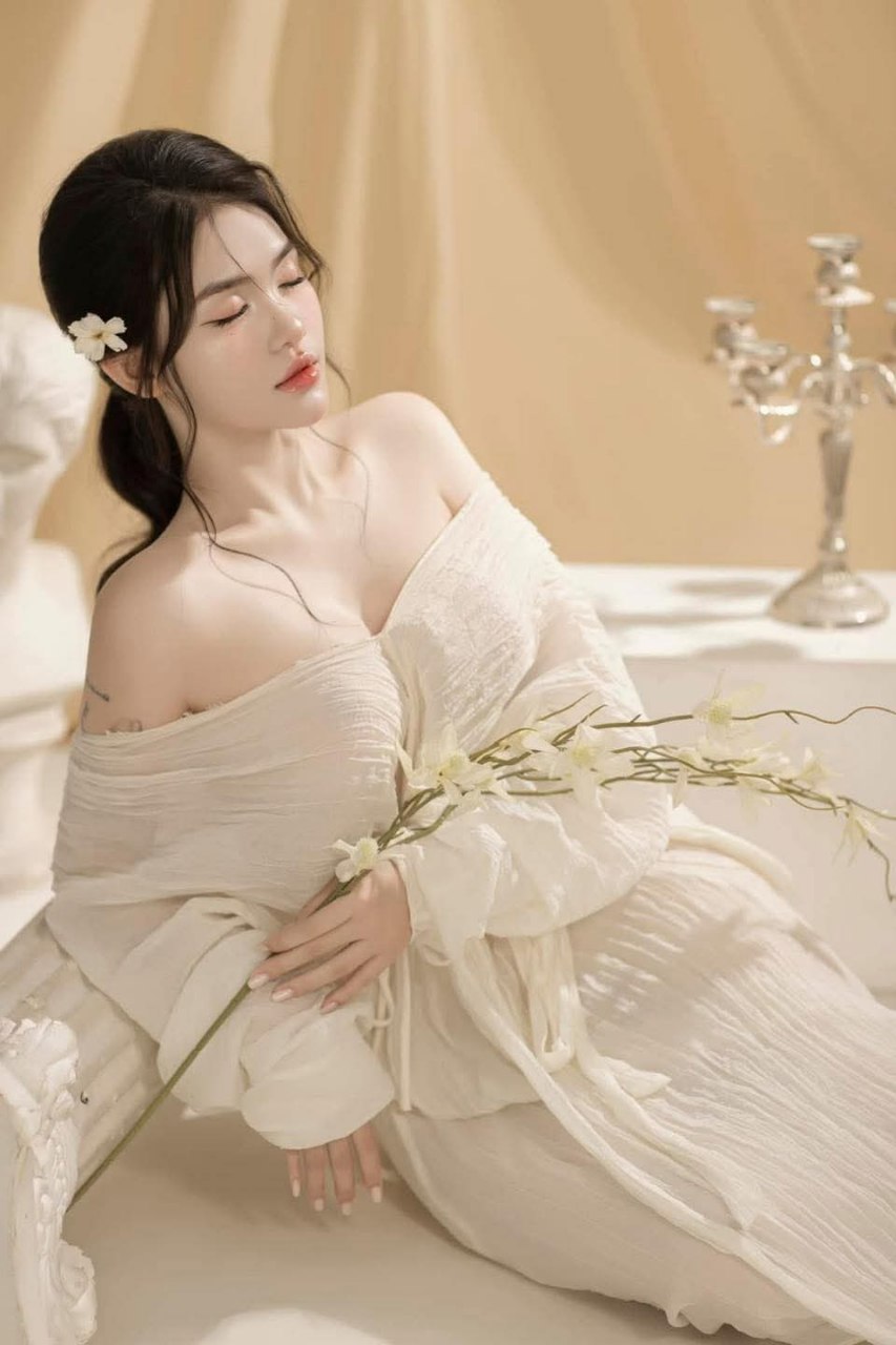 Chị gái ngoại vi giá trị cao nhất, da trắng, chân dài, dịu dàng và dễ mến, giọng nói và dáng người vô cùng quyến rũ. Đừng bỏ lỡ nếu bạn thích nó...